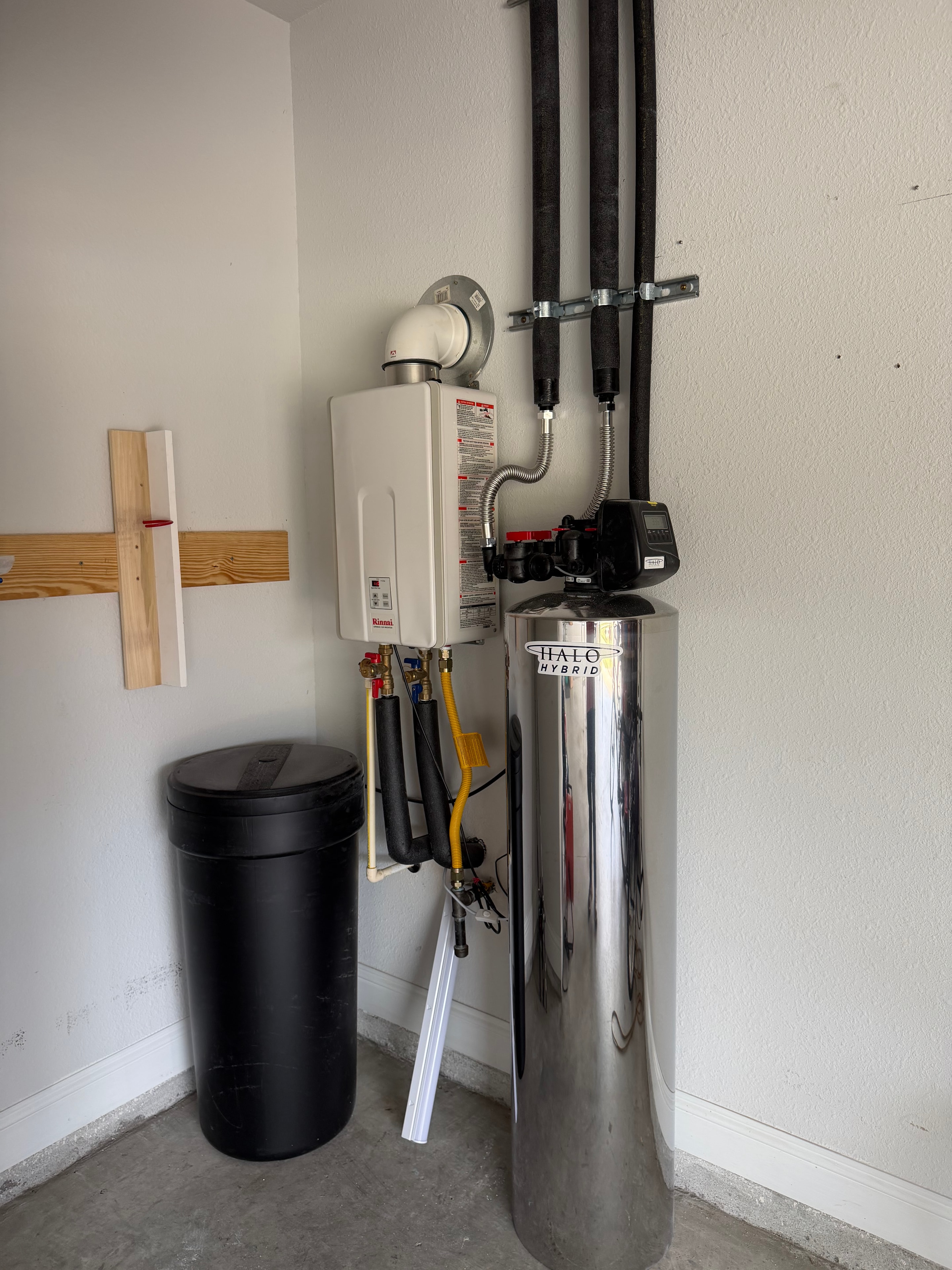 Rinnai tankless water heater with Halo Hybrid water treatment system